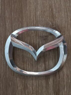 MAZDA PROTEGE PROTEGE5 MILLENIA EMBLEM S41A51731A OEM